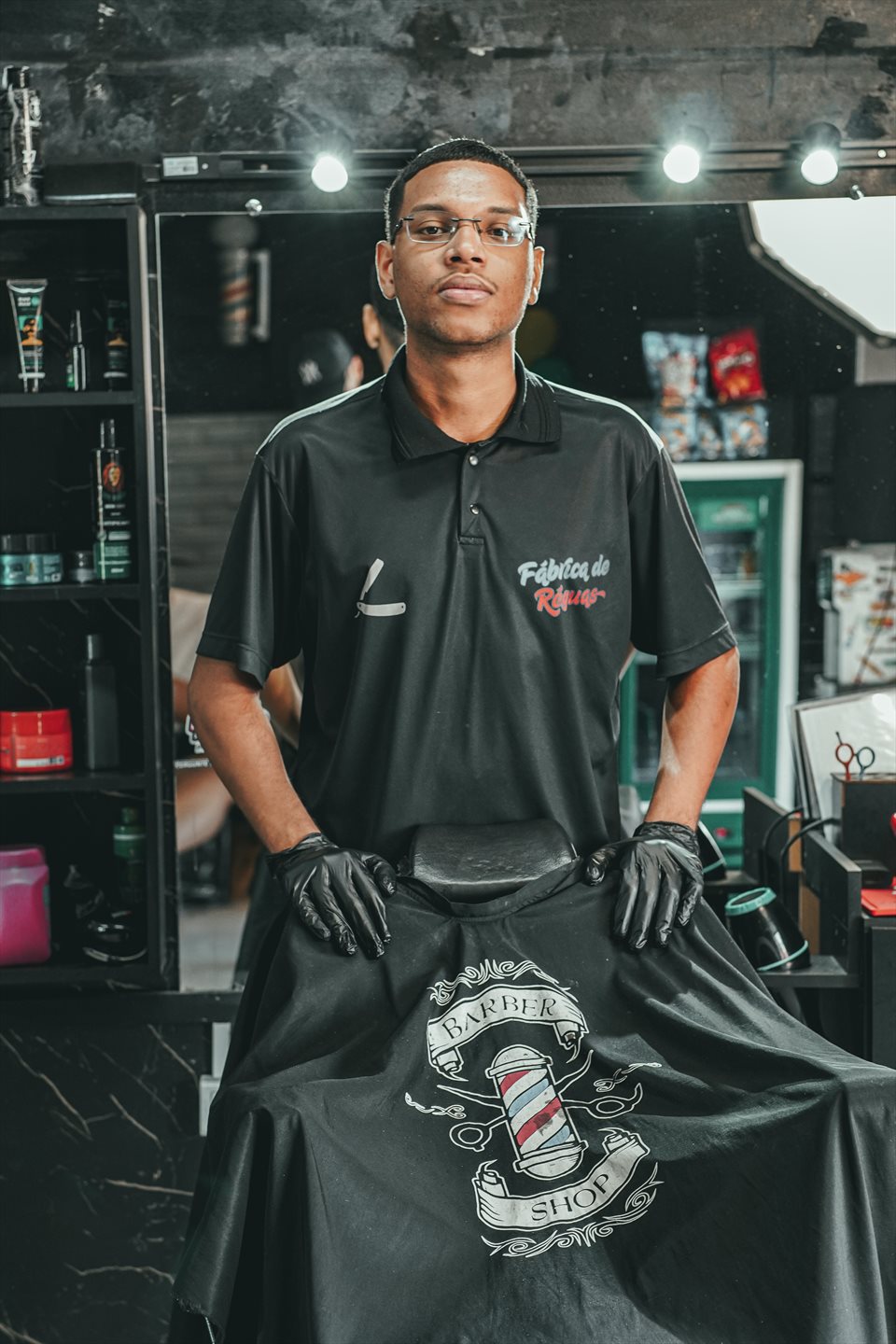 Italo, barbeiro da Fábrica de Réguas